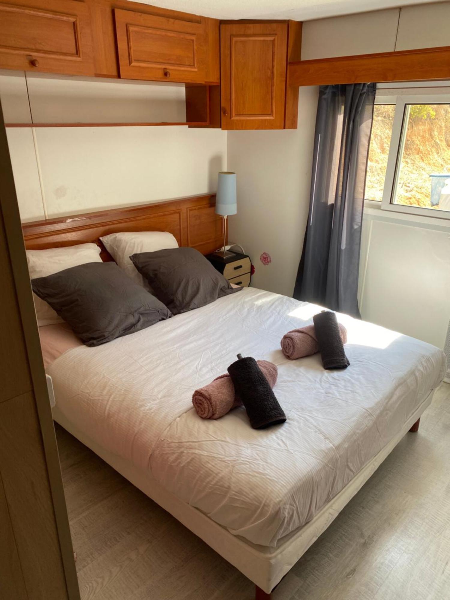 Bungalow Avec Piscine Privative Proche Aix En Provence La Barben Экстерьер фото